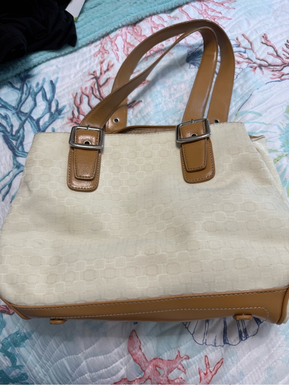 Nine West Cream and Tan Shoulder Bag